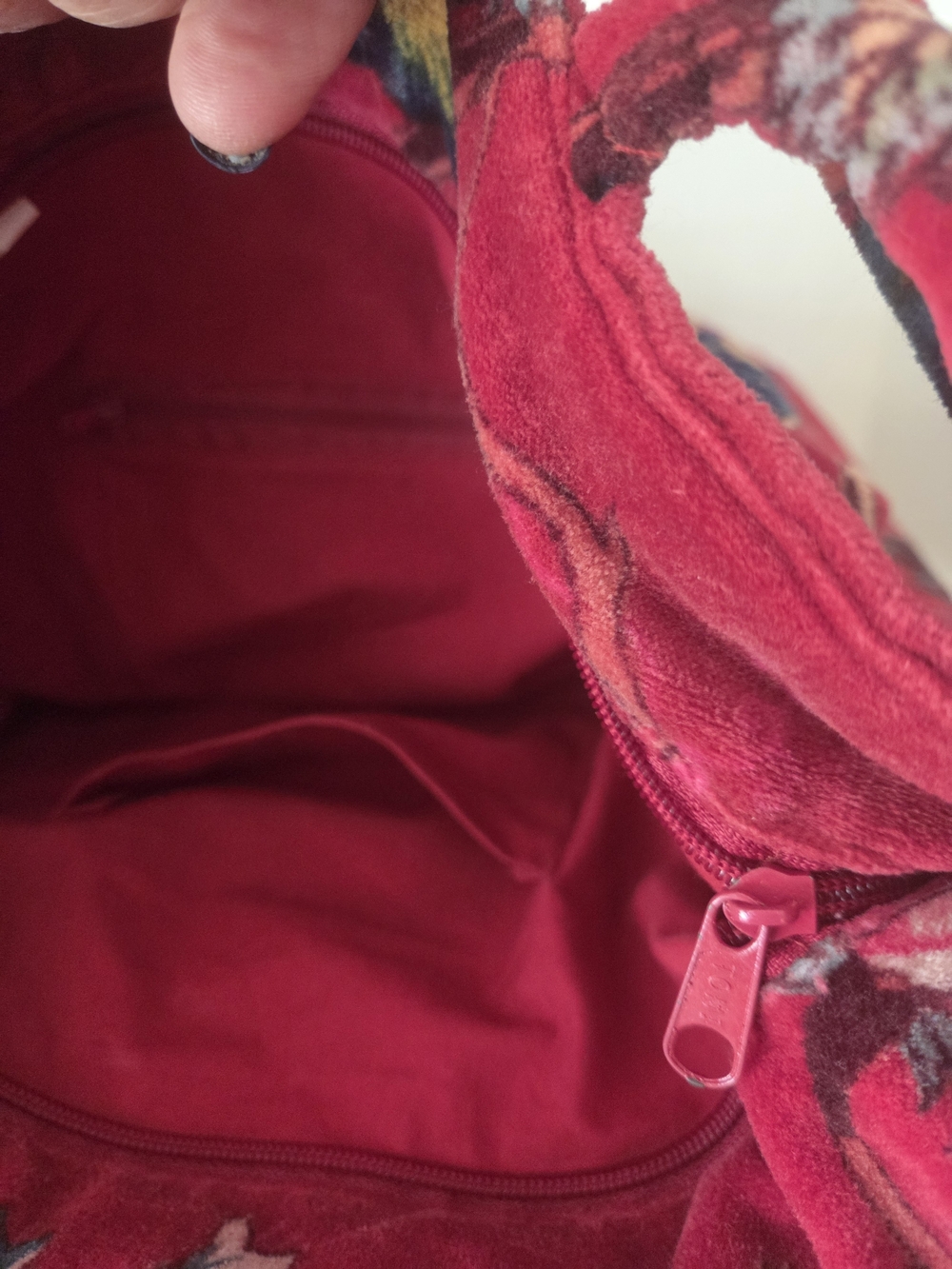 Red Floral Velvet Tote Bag - Picture 10 of 13